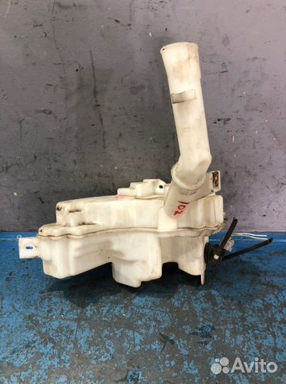 Бачок омывателя Mazda 3 BK