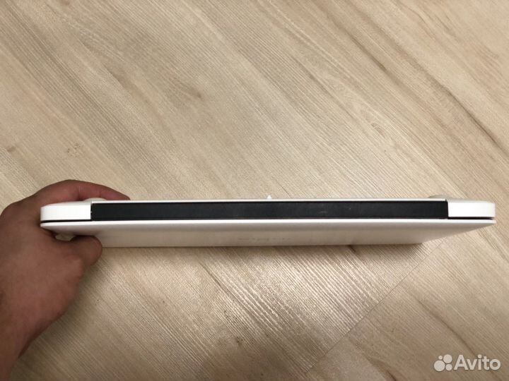 Ноутбук на запчасти