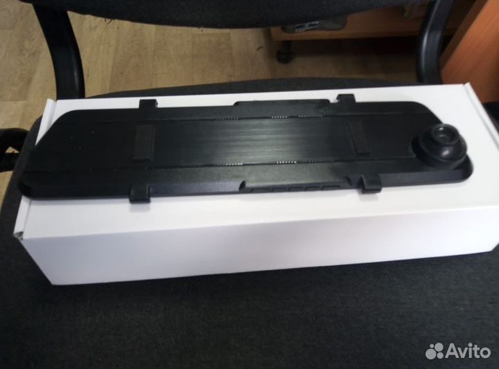 Вдеорегистратор - зеркало (2 камеры)