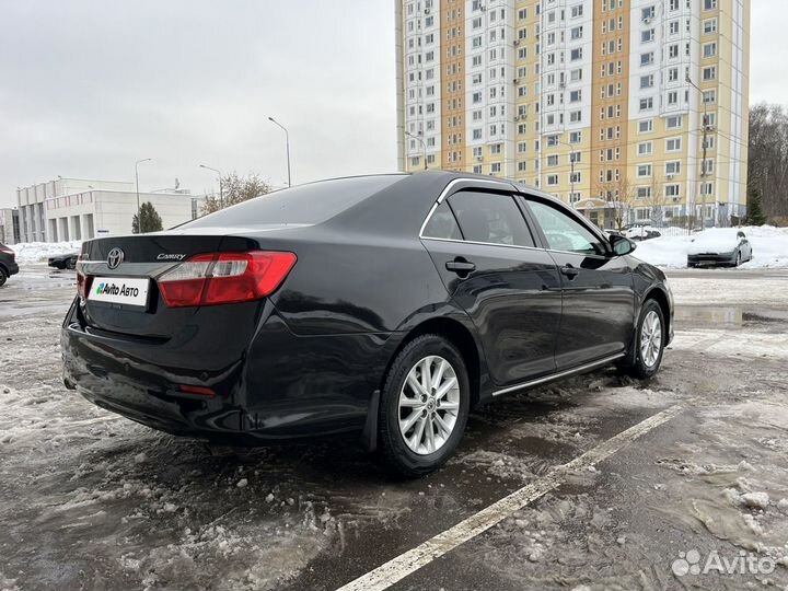 Toyota Camry 2.0 AT, 2014, 350 000 км