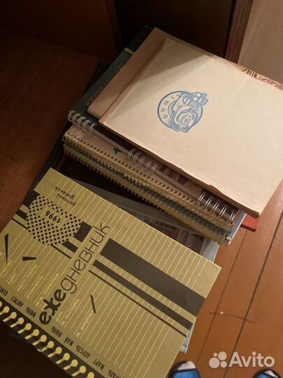 Ежедневники и блокноты чистые