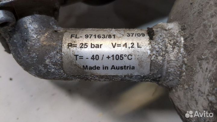 Амортизатор подвески Volkswagen Phaeton, 2009