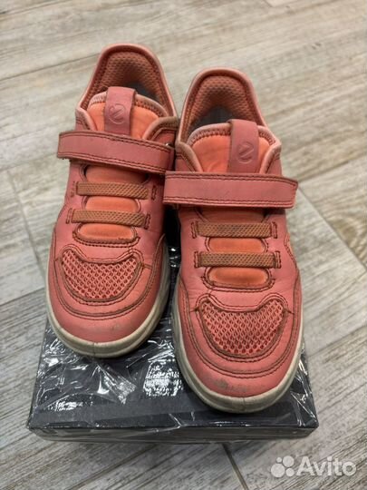 Кроссовки ecco 29