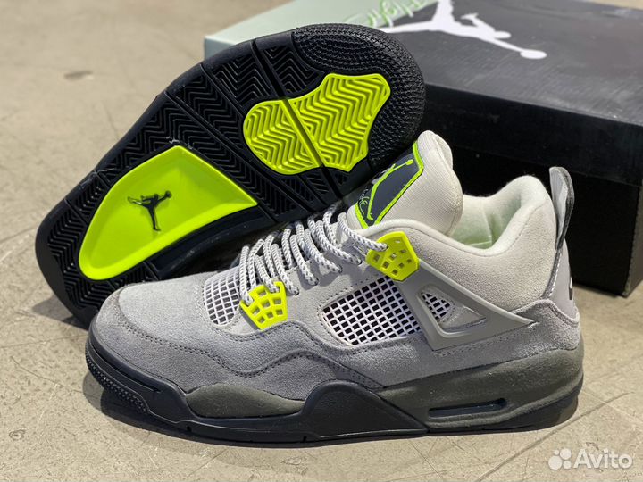 Nike Air Jordan 4 Retro SE 95 Neon
