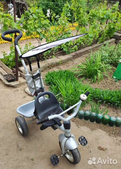 Детский трехколесный велосипед с ручкой для мальч