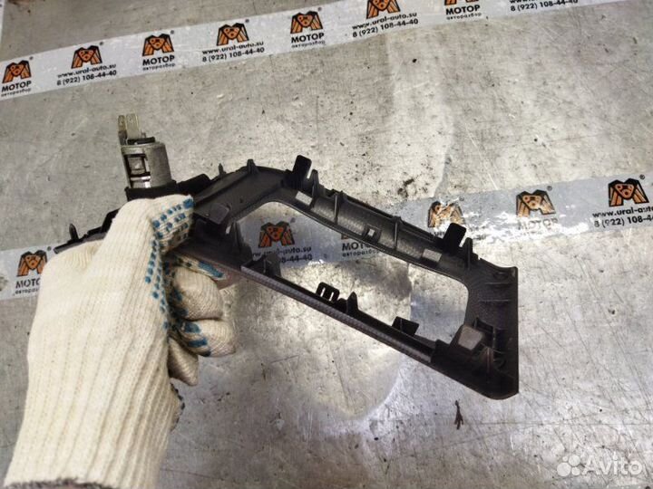 Накладка центральной консоли Toyota Corolla E12