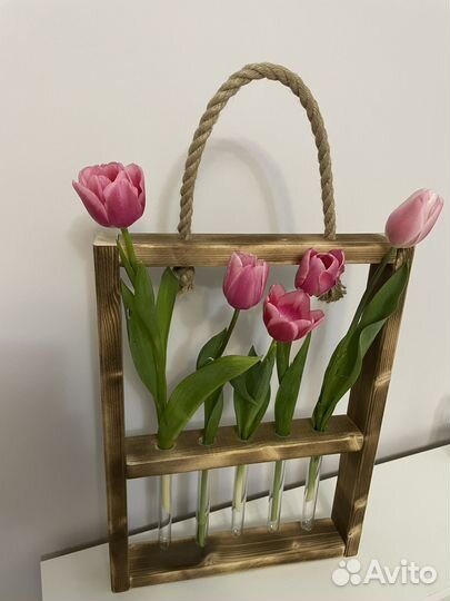 Рамка-ваза с колбами