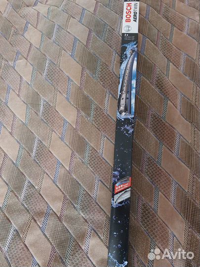 Комплект новых щеток Bosch aerotwin 2 шт.72.5 см