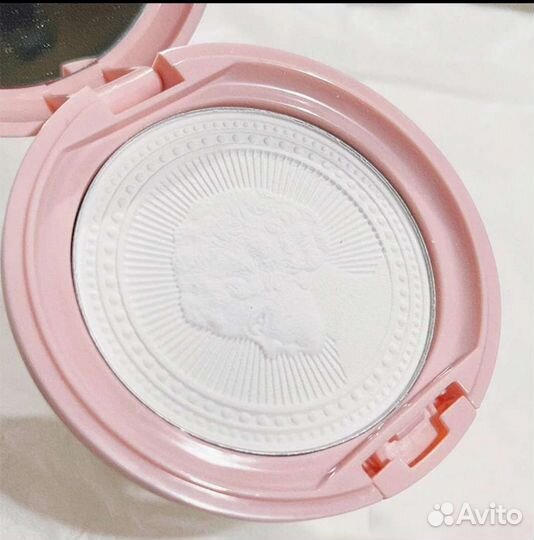 Пудра компактная