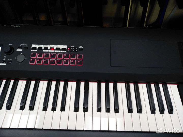 Синтезатор korg kross2 88, чехол