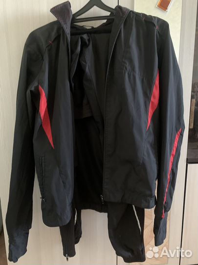 Спортивный костюм женский