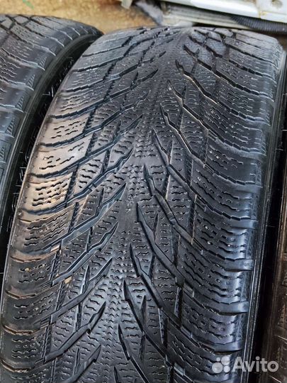 Nokian Tyres Hakkapeliitta R3 235/45 R18 98T
