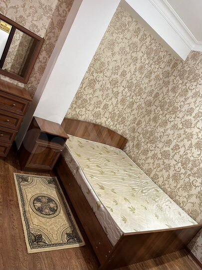 2-к. квартира, 65 м², 4/11 эт.