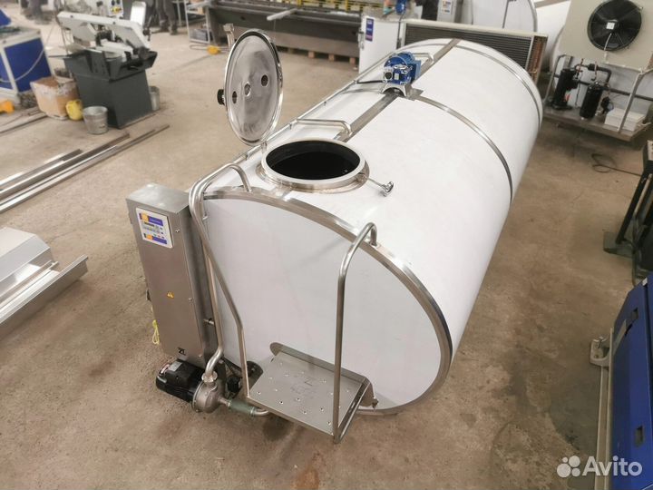 Охладитель молока закрытого типа 4000 литров