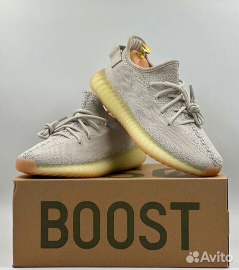 Новые Кроссовки Adidas Yeezy Boost 350 Lux