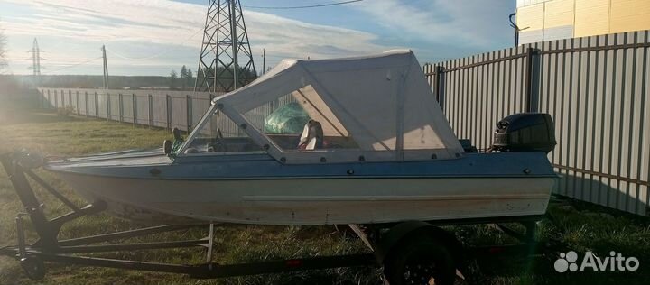 Лодка крым с мотором