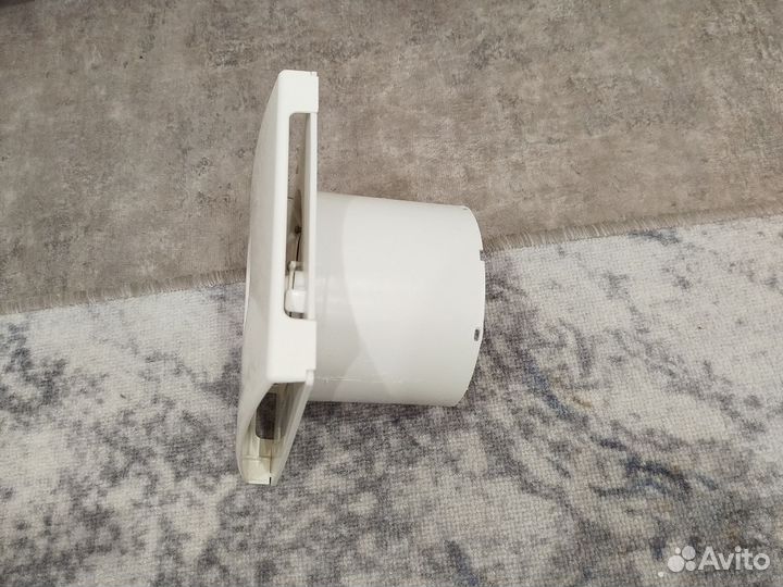 Вентилятор вытяжной бу