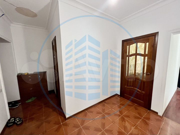 2-к. квартира, 52,1 м², 1/3 эт.