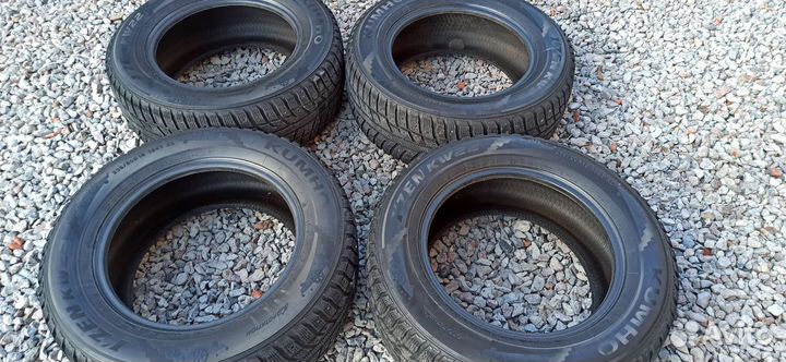 Kumho I'Zen KW22 235/60 R16