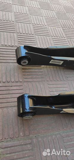 Рычаг задний Skoda Octavia A5