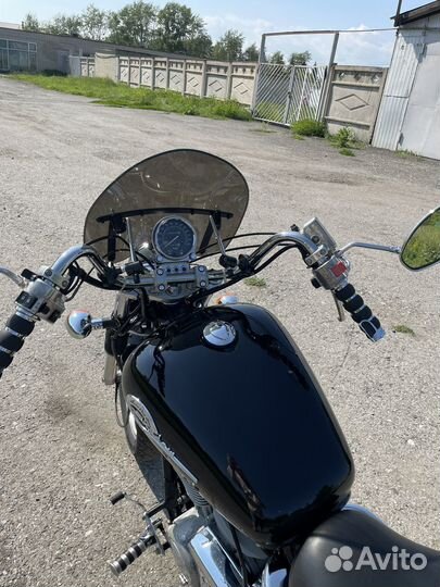 Продам отличный мотоцикл Honda Shadow VT1100c