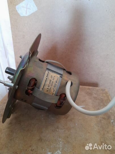 Двигататель стиральной машины