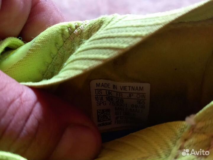 Детские футбольные бутсы