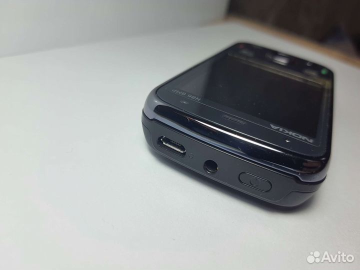 Телефон Nokia n86