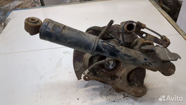 Ступица (кулак, цапфа) левая задняя Hyundai Santa Fe