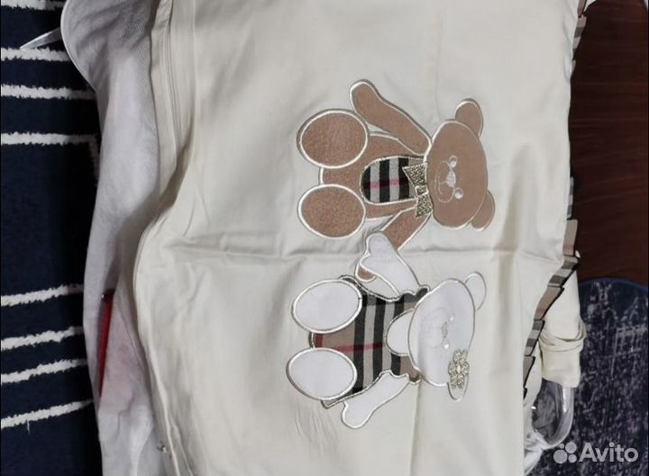 Комплект в детскую кроватку с бортиками