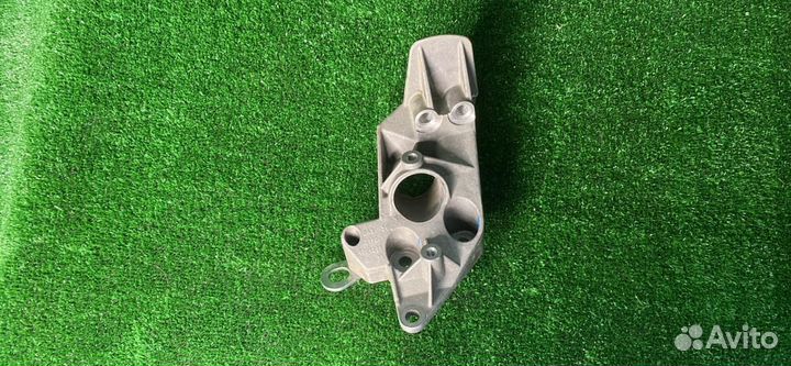 Кронштейн двигателя левый LADA Granta 2023