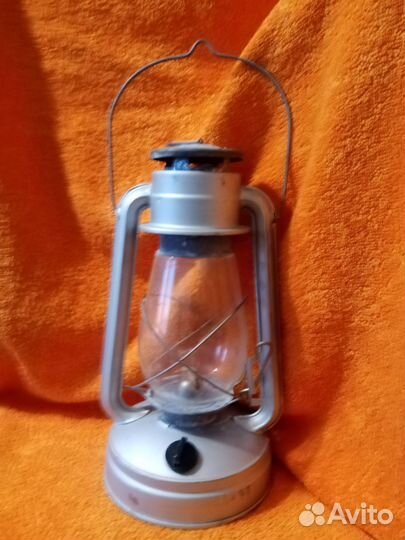 Керосиновая лампа летучая мышь