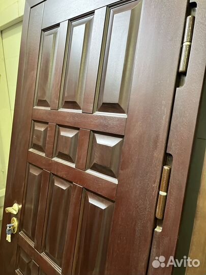 Дверь входная металлическая уличная