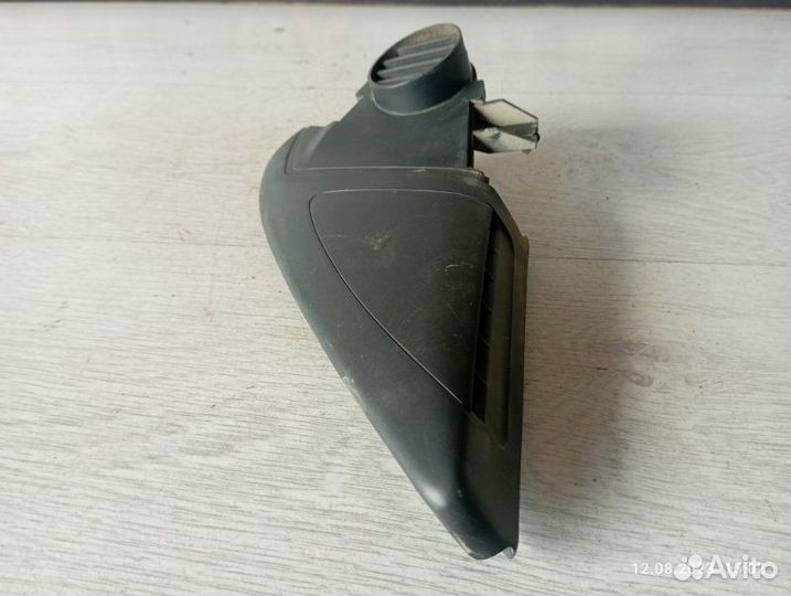 Уголок зеркала передний левый Skoda Octavia A5 BSF