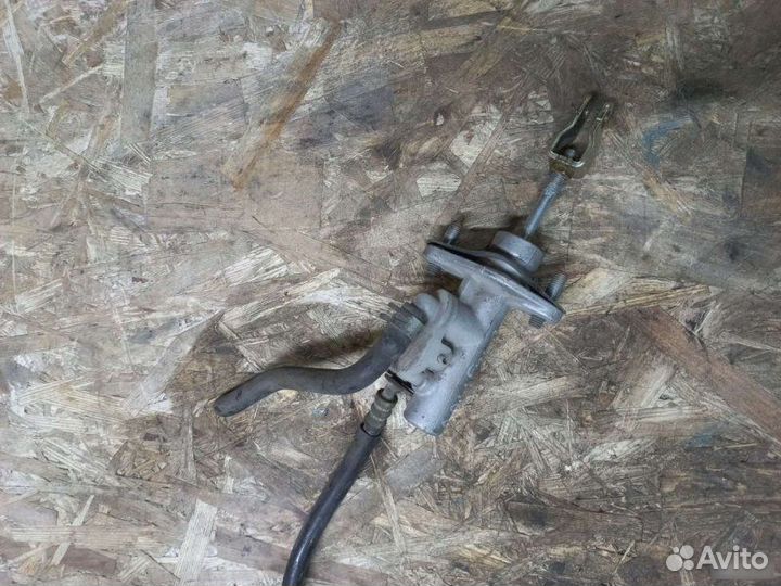 Рабочий цилиндр сцепления Mitsubishi Lancer 9