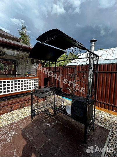 Беседка с мангалом