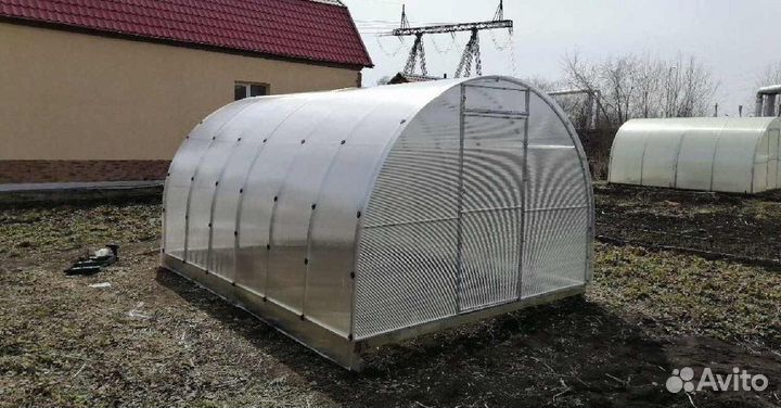 Теплица арочная