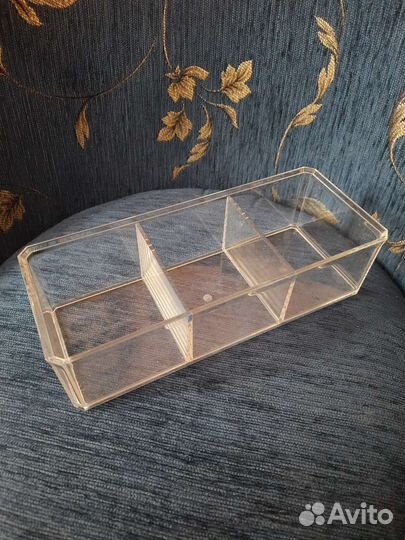 Органайзер для косметики, пигментов, в ванную