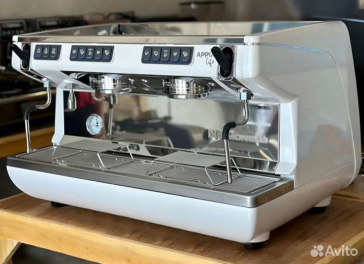 Кофемашина Nuova Simonelli Appia Life 2 Gr V