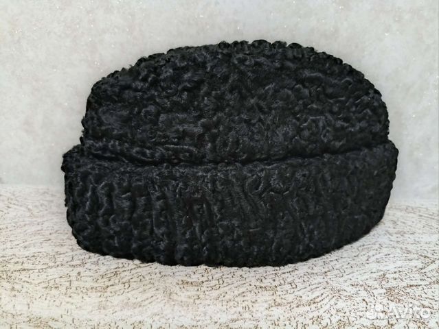 Каракулевая шапка Гоголь (пирожок) и шарф СССР