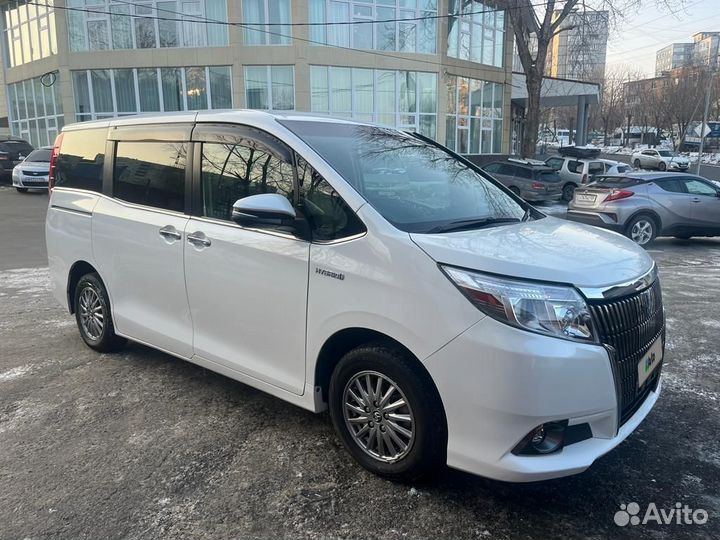 Toyota Esquire 1.8 CVT, 2015, 122 000 км
