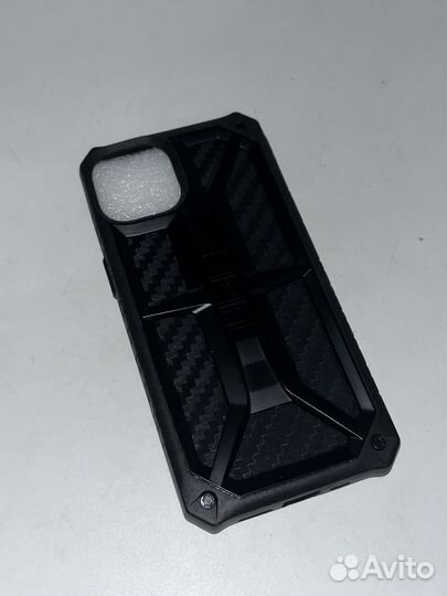 Чехол на iPhone 13 uag