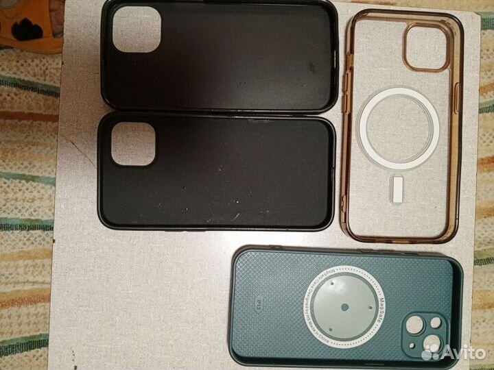 Чехлы на телефоны