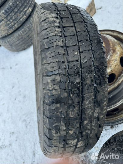 Nokian Tyres Hakka C Van 225/75 R16C 120R