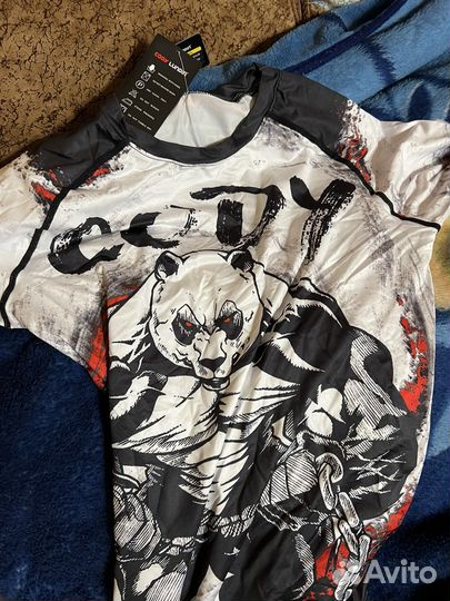 Костюм для бега спортивный рашгард