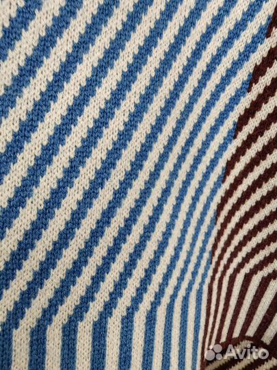 Костюм с юбкой 42-44