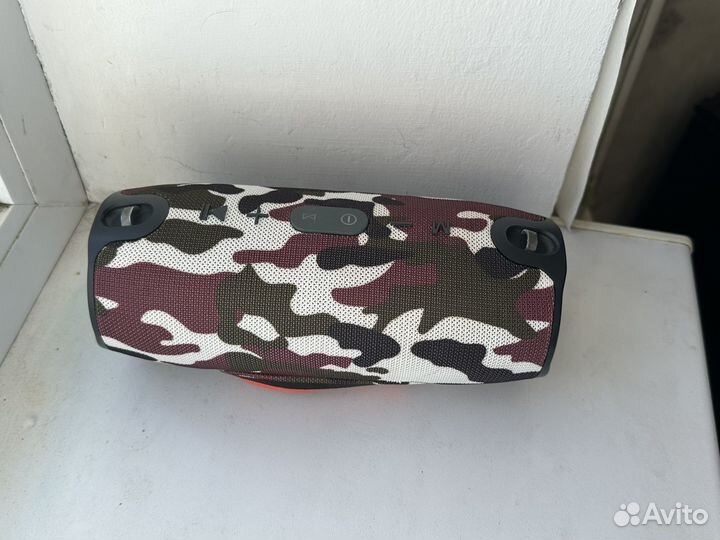 Блютуз колонка