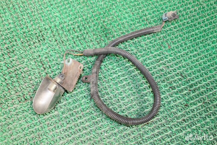 Фонарик подкапотный Chevrolet Suburban GMT400