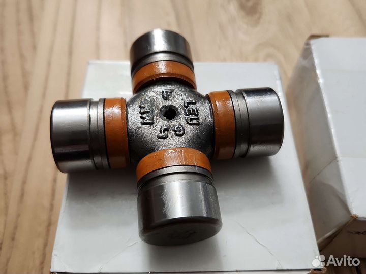 Креставина кардана Mercruiser Alpha/Bravo