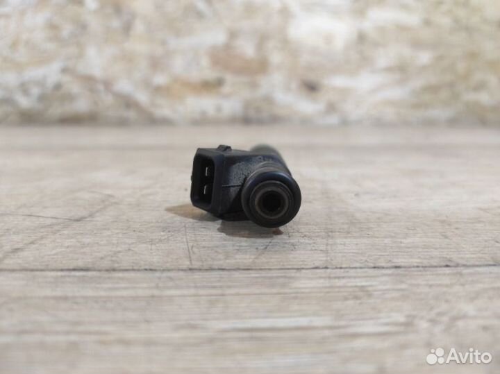 Форсунка инжекторная электрическая Bmw 7-Series